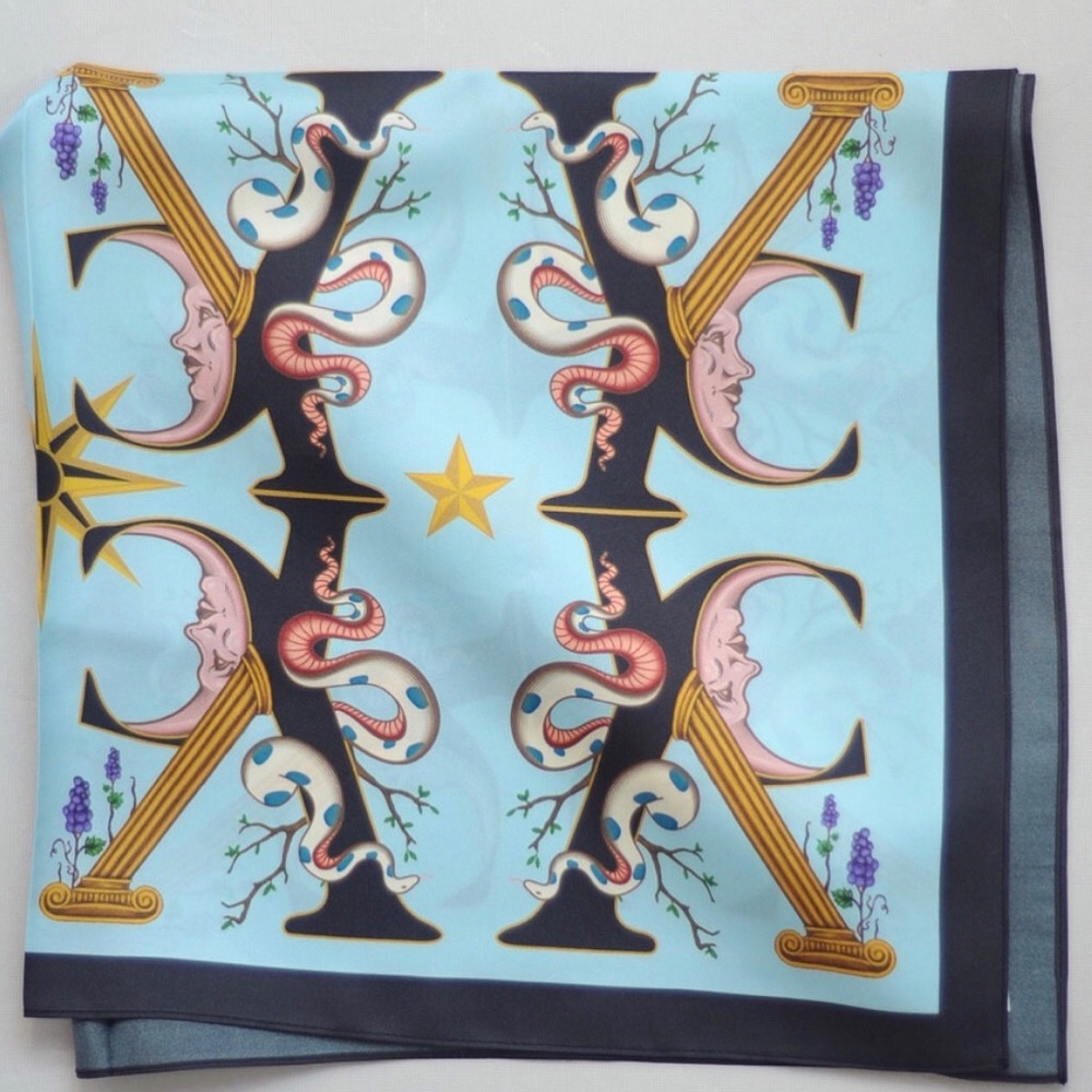 Custardoy La vigne silk scarf